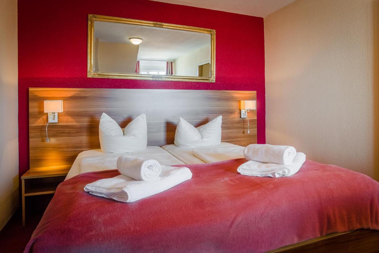 Hotel Mira Mare 하일리겐하펜 외부 사진